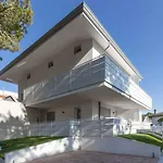 With Pool In 54749 Апартаменты